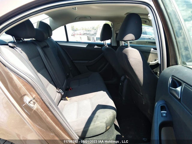 3VWDK7AJ6EM351282 Volkswagen JETTA SE