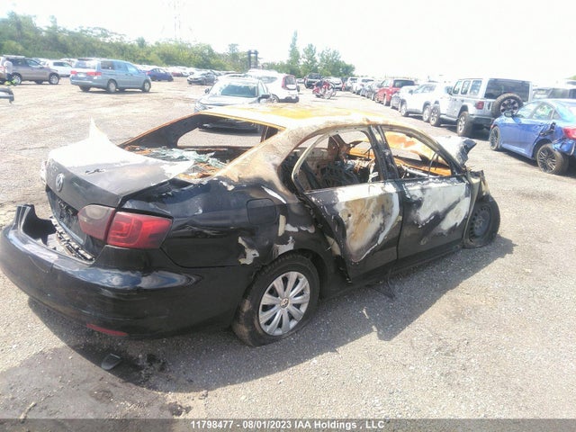 3VW1K7AJ9EM287807 Volkswagen JETTA S