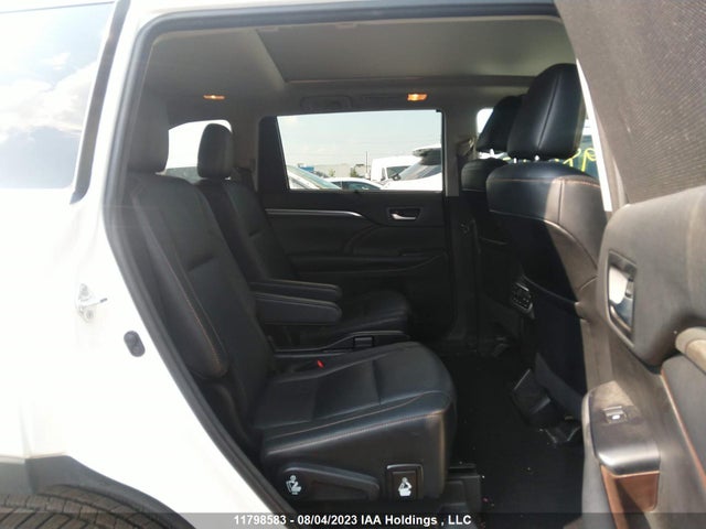 Toyota Highlander Limited/ltd Platinum 2018 5TDDZRFH7JS487334 Image 8