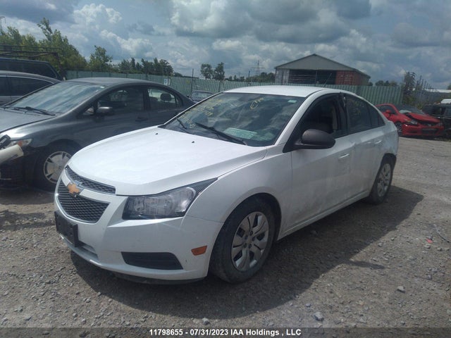 Chevrolet CRUZE LS 2014 1G1PB5SH3E7278939 Image 2