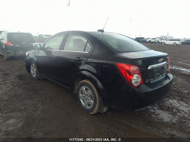 Chevrolet SONIC LT 2016 1G1JC5SB8G4166933 Image 3