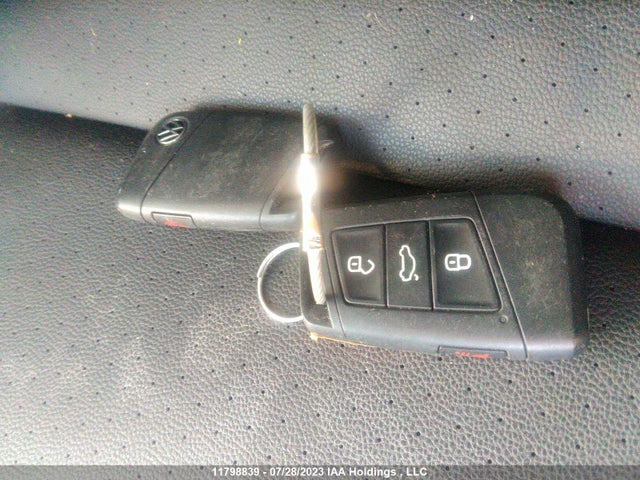 3VWE57BU5MM074739 Volkswagen JETTA SEL