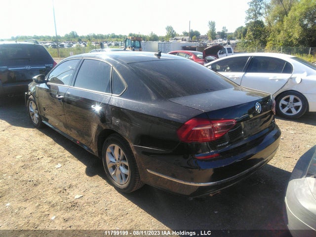 1VWAA7A37JC026949 Volkswagen Passat S/r-line