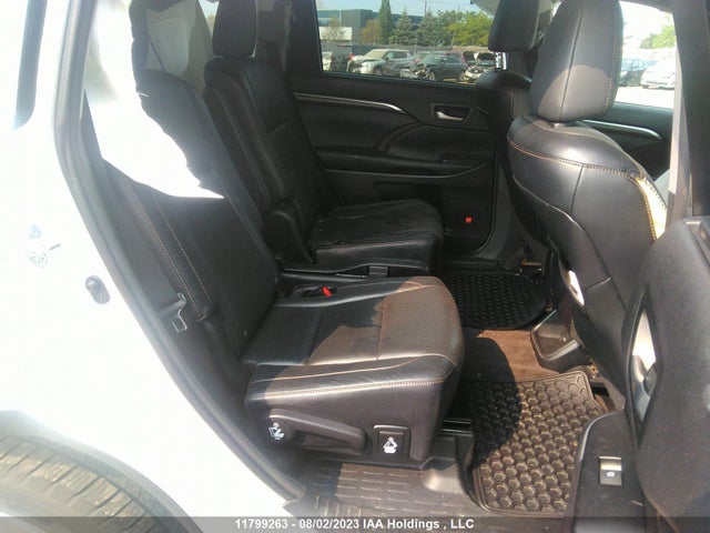 Toyota Highlander Limited/ltd Platinum 2016 5TDDKRFH3GS259067 Image 8