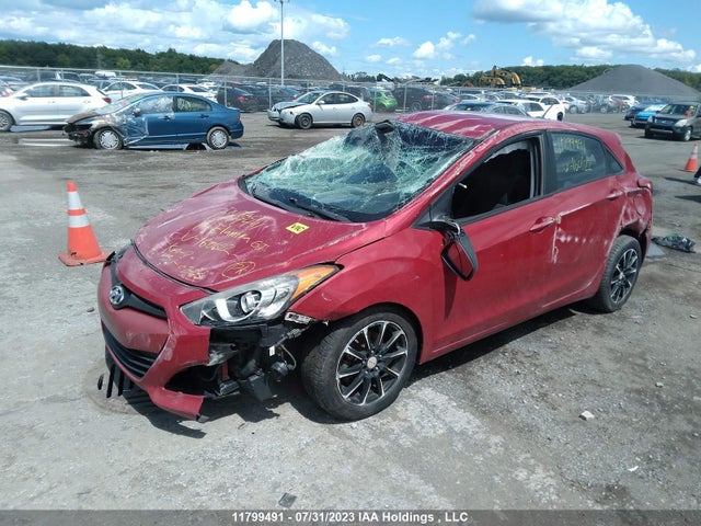 Hyundai ELANTRA GT 2014 KMHD25LH1EU160622 Image 2