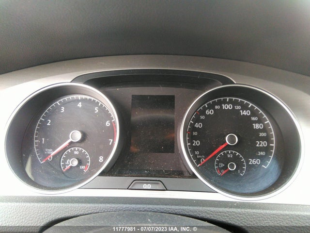 3VW017AU9HM520260 Volkswagen Golf Sportwagen S