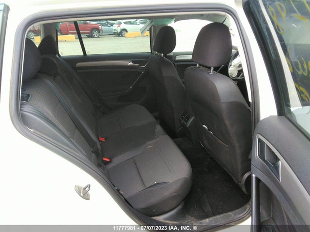 3VW017AU9HM520260 Volkswagen Golf Sportwagen S