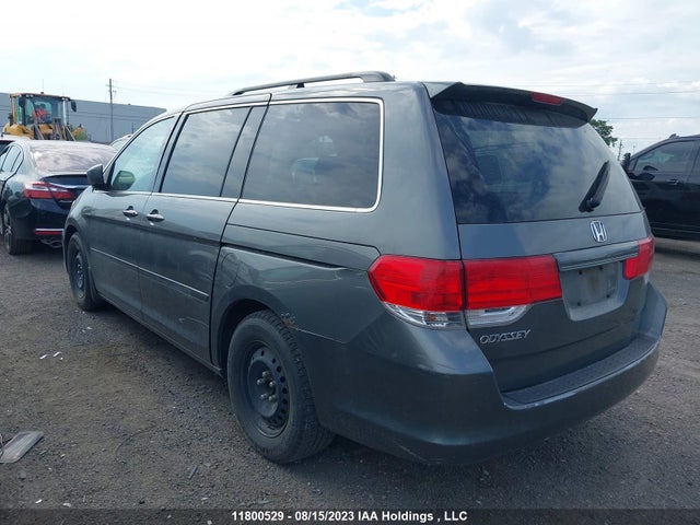 11800529 :رقم المزاد ، 5FNRL38638B510090 vin ، 2008 Honda Odyssey Ex-l مزاد بيع