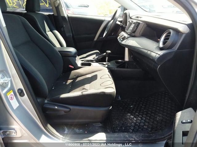 Toyota RAV4 LE 2017 2T3BFREV3HW663134 Image 7