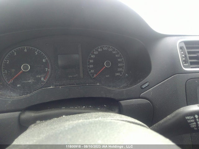 3VW2K7AJ4EM414290 Volkswagen Jetta Sedan Trendline+