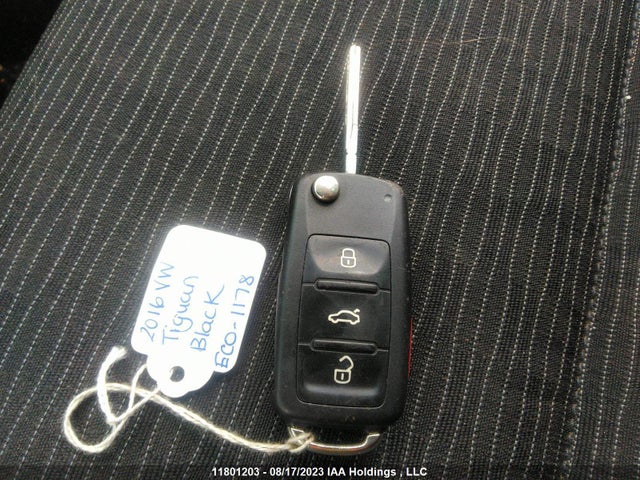 WVGKV7AX4GW002870 Volkswagen Tiguan Trendline