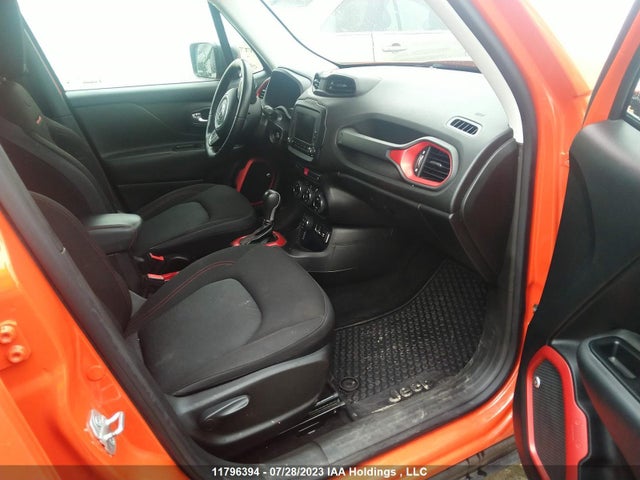 ZACCJBCT3GPC92985 Jeep Renegade Trailhawk
