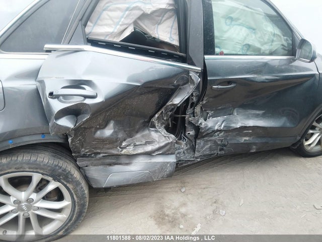 WA1GFEFS6FR008251 Audi Q3 Prestige