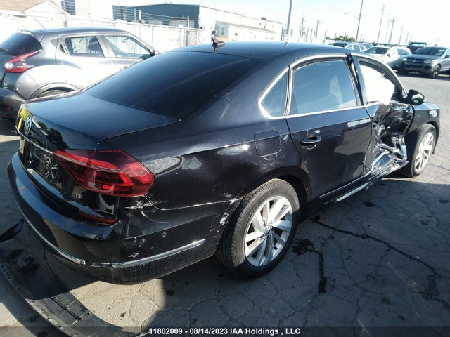 Volkswagen Passat Comfortline 2018 1VWBA7A37JC048647 Image 4