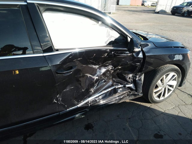 Volkswagen Passat Comfortline 2018 1VWBA7A37JC048647 Image 6