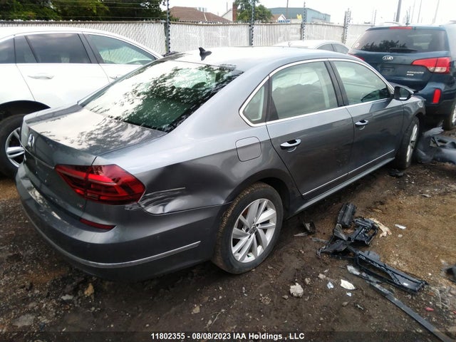 1VWBA7A38JC038273 Volkswagen PASSAT SE