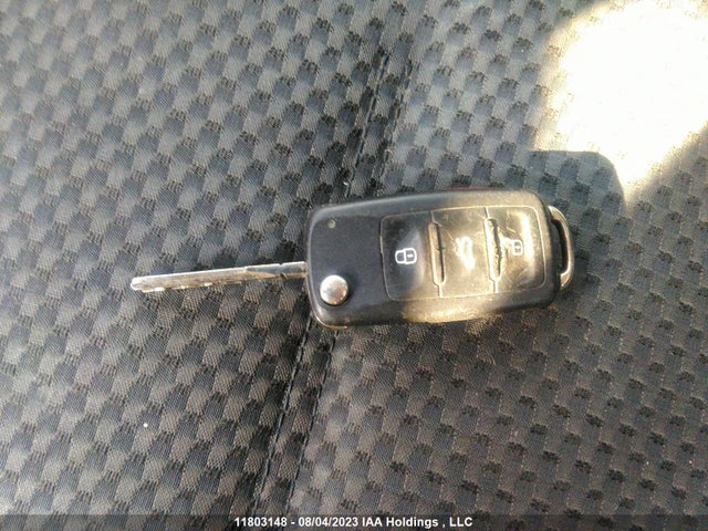 3VW1K7AJ6EM404324 Volkswagen JETTA S