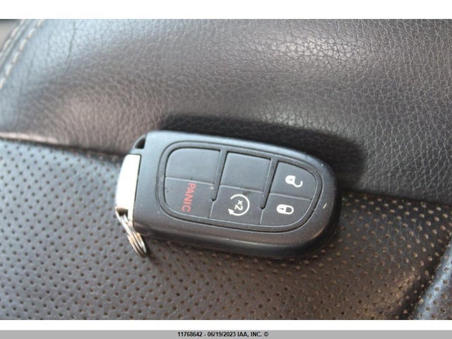1C6RR7VT2ES174261 RAM 1500 Laramie