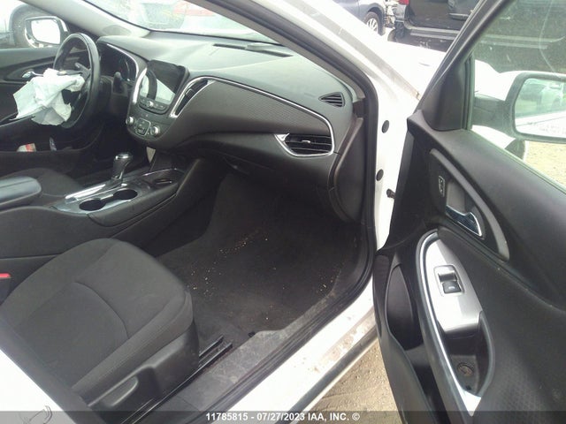 Chevrolet MALIBU LT 2018 1G1ZD5ST2JF181738 Image 5