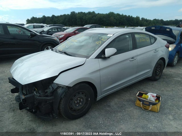 Hyundai Elantra Essential 2019 KMHD74LF6KU774264 Image 2