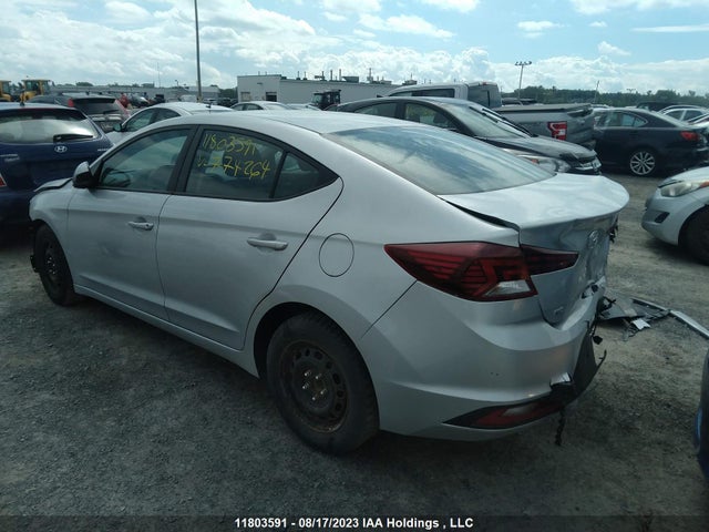 Hyundai Elantra Essential 2019 KMHD74LF6KU774264 Image 3
