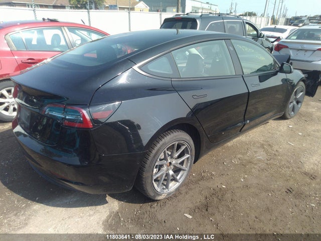 5YJ3E1EA2NF258051 Tesla MODEL 3