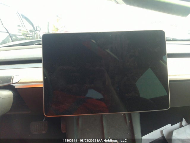 5YJ3E1EA2NF258051 Tesla MODEL 3