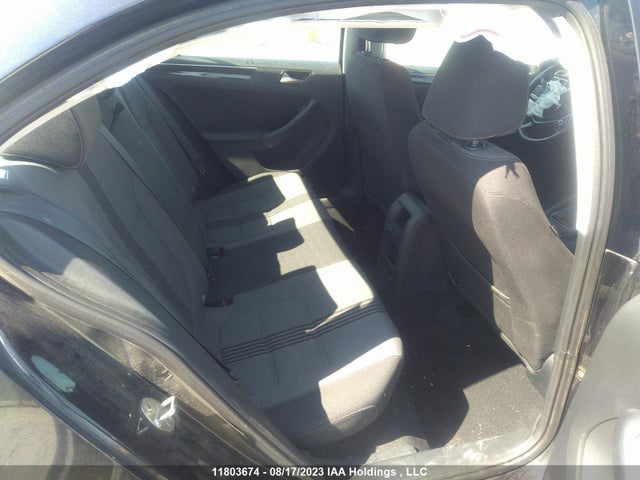 3VWDB7AJ6HM223693 Volkswagen JETTA SE