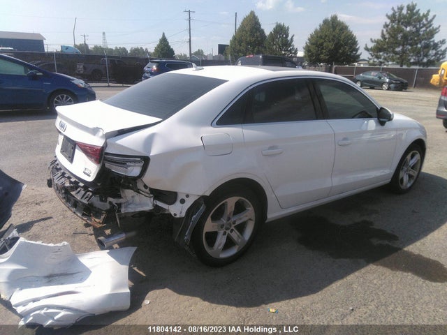 WAUB8GFF0J1020750 Audi A3