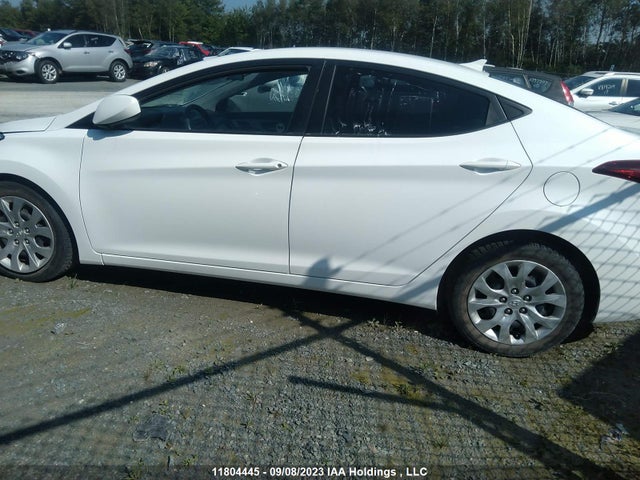 Hyundai ELANTRA GL 2014 5NPDH4AE9EH497894 Image 3