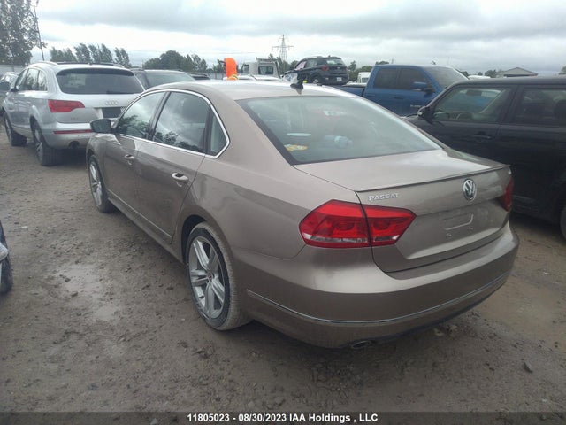1VWCV7A31FC088321 Volkswagen Passat Highline