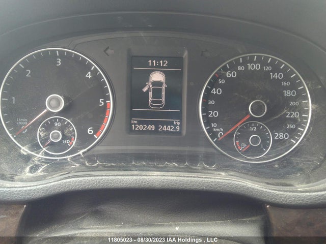 1VWCV7A31FC088321 Volkswagen Passat Highline