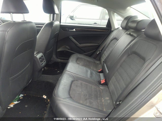 1VWCV7A31FC088321 Volkswagen Passat Highline