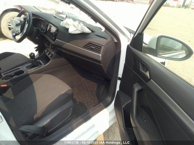3VWN57BU2LM040269 Volkswagen Jetta Comfortline