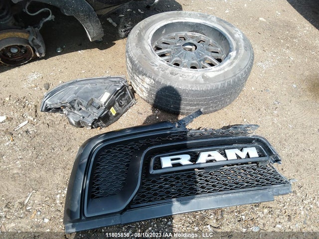 1C6RR7LG4KS691935 RAM 1500 Classic Warlock