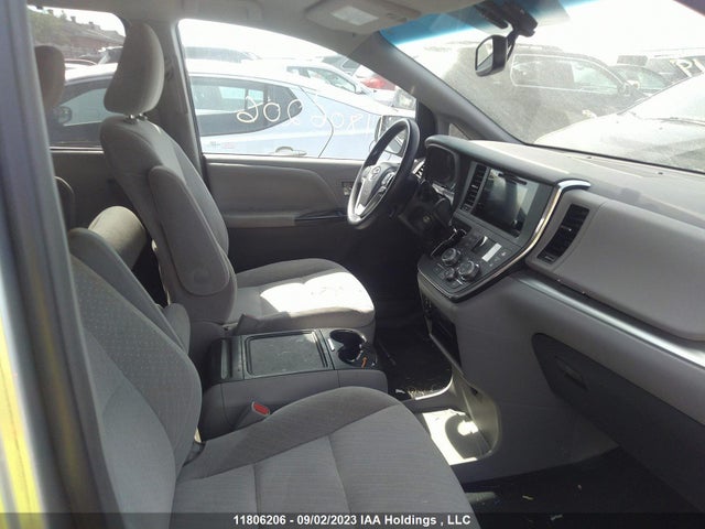 Toyota SIENNA 2017 5TDKZ3DC4HS845771 Image 5