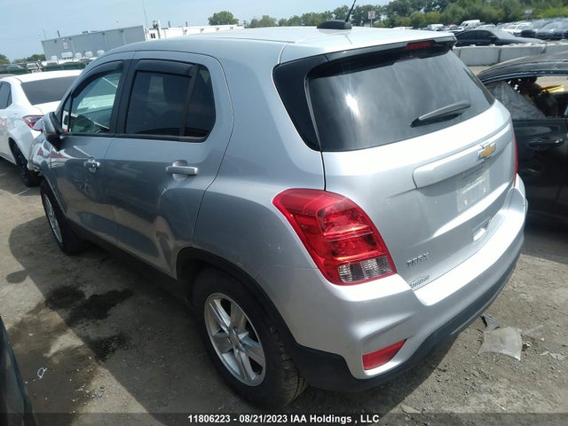 Chevrolet TRAX LS 2020 KL7CJKSB8LB325330 Image 3