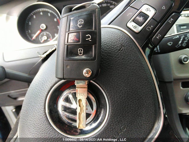 3VW217AUXFM069572 Volkswagen Golf Trendline/highline