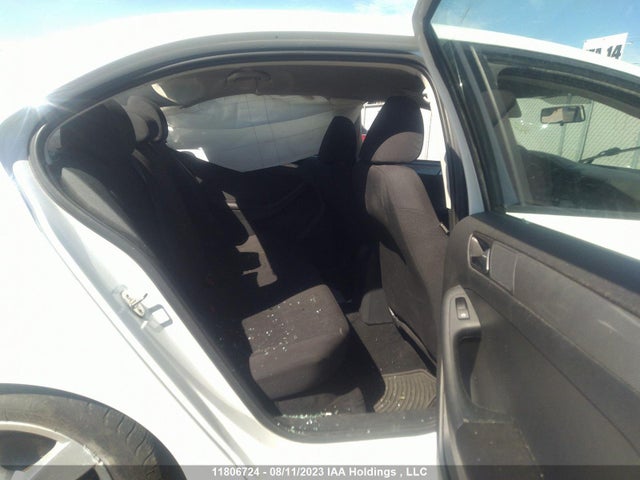 3VW267AJ4GM282042 Volkswagen Jetta Sedan Trendline/trendline+