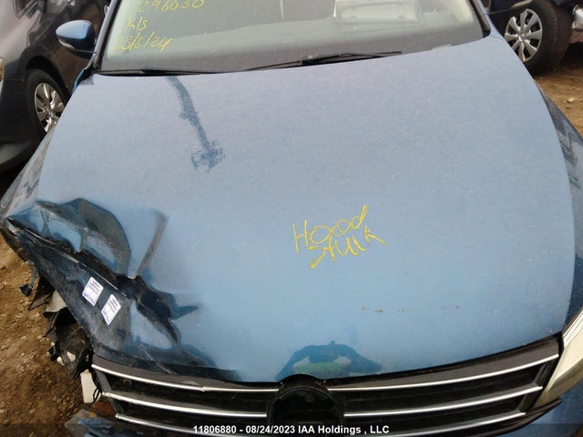 3VWD07AJ2FM296630 Volkswagen Jetta Sedan Comfortline/trendline+