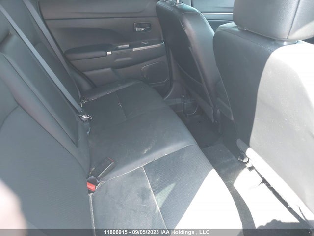 JA4AJ4AW2KU601556 Mitsubishi Rvr Se Ltd/gt