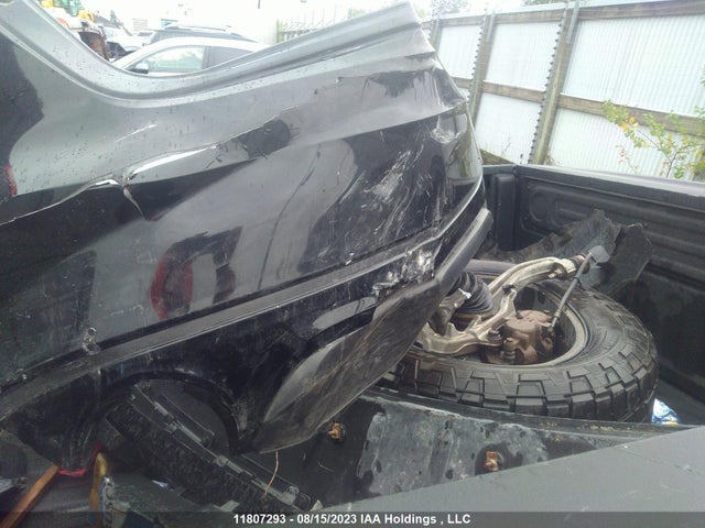 1C6RR7MTXHS617715 RAM 1500 Sport