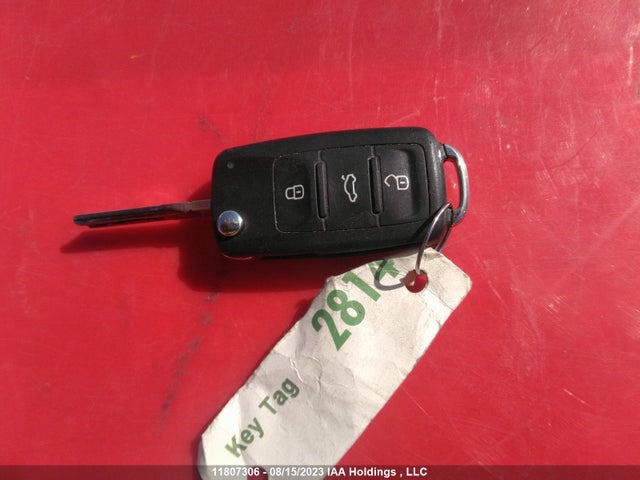 1VWAV7A36FC082831 Volkswagen Passat Trendline