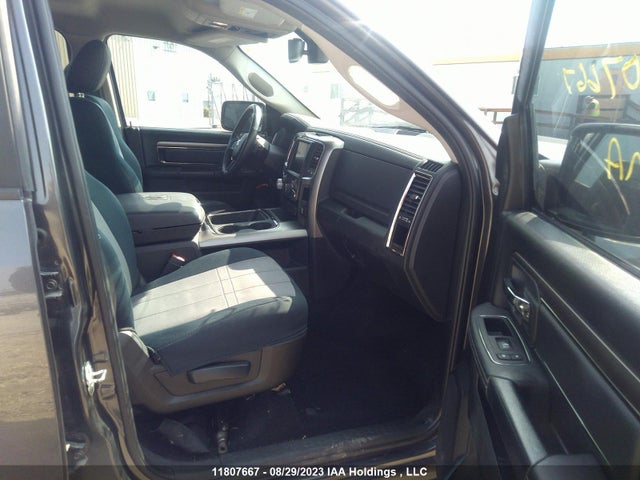 1C6RR7MT1GS371720 RAM 1500 Sport