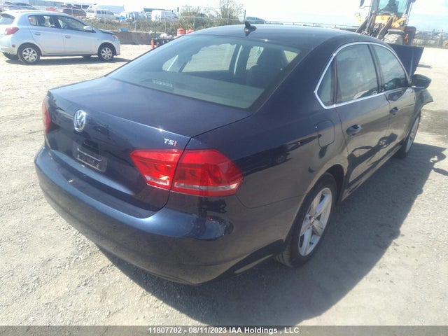 1VWBS7A37EC099830 Volkswagen Passat Comfortline