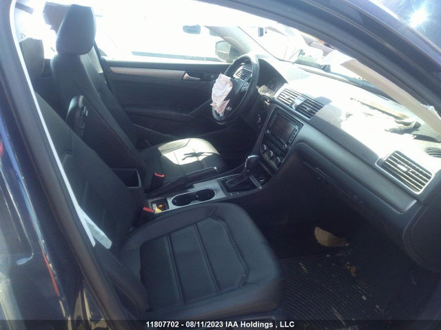 1VWBS7A37EC099830 Volkswagen Passat Comfortline