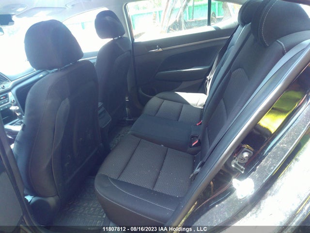 Hyundai Elantra Le 2018 5NPD74LF8JH316500 Image 8