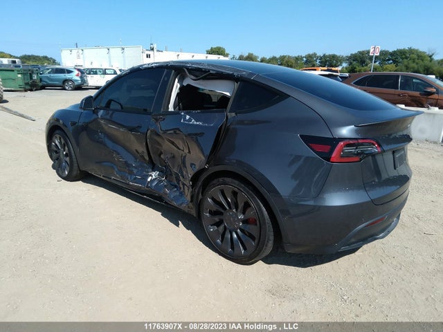 7SAYGDEF3NF521115 Tesla Model Y