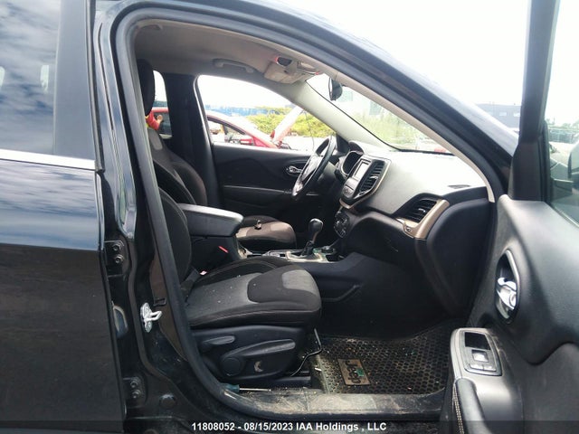 1C4PJMCB2EW120645 Jeep Cherokee North