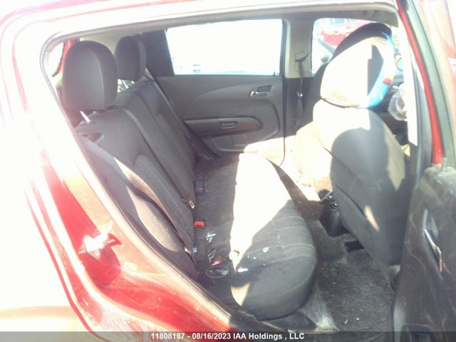 Chevrolet SONIC LT 2015 1G1JC6SHXF4117371 Image 8